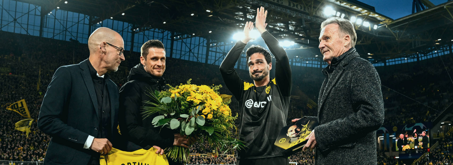 Mats Hummels honoured for 500 BVB games